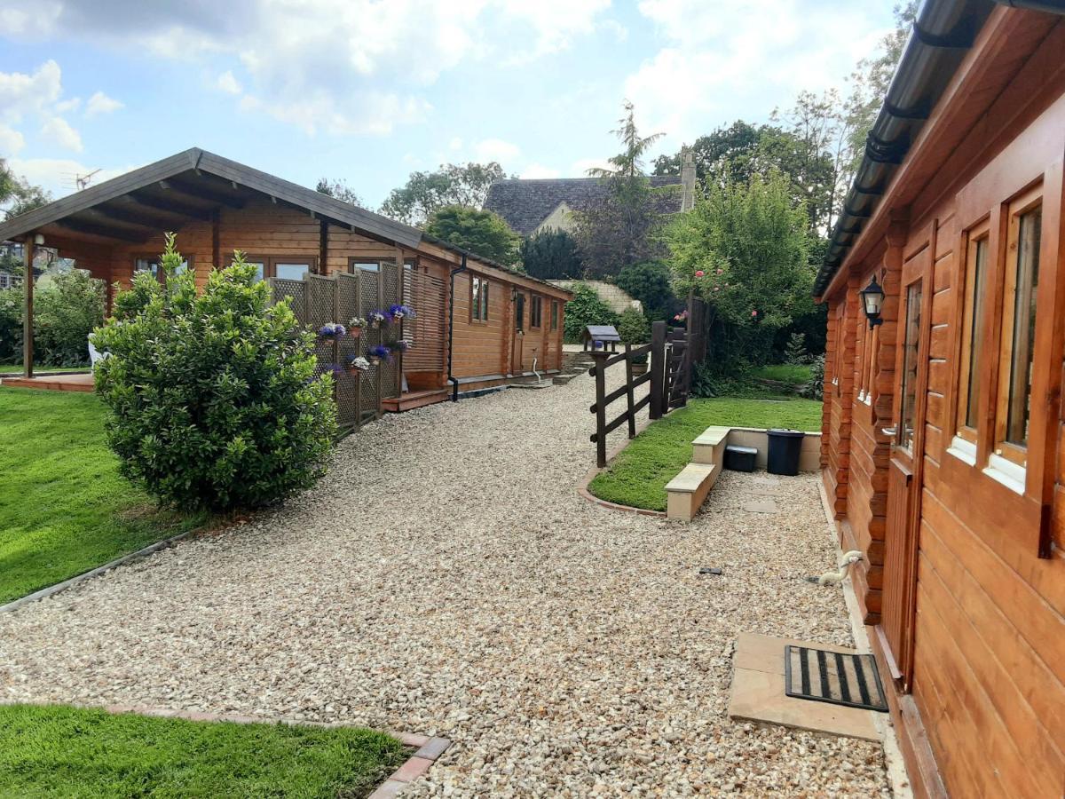 Pennylands Hill View Lodge Broadway  Extérieur photo