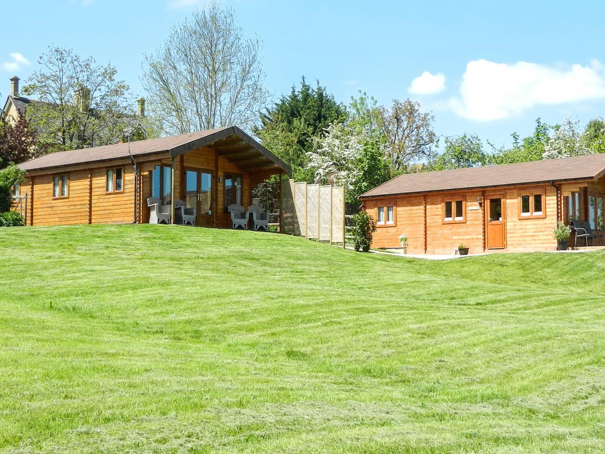 Pennylands Hill View Lodge Broadway  Extérieur photo